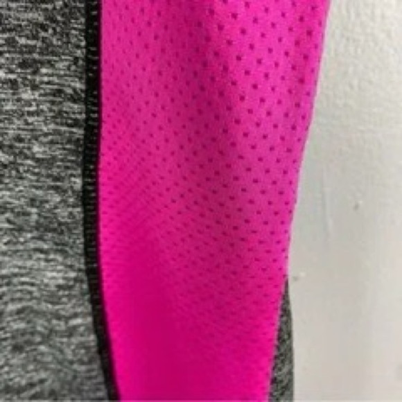 Guilty Grey Pink Short Sleeve Crew Neck Active Tee Large - Picture 5 of 10